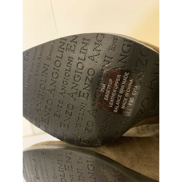 ENZO ANGIOLINI Gregory Brown Suede Leather Ankle Bootie Size 7 1/2 M - Picture 2 of 7